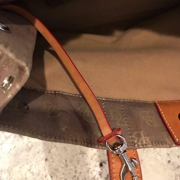 Dooney & Bourke Vintage Signature Logo Tote - Picture 7 of 13